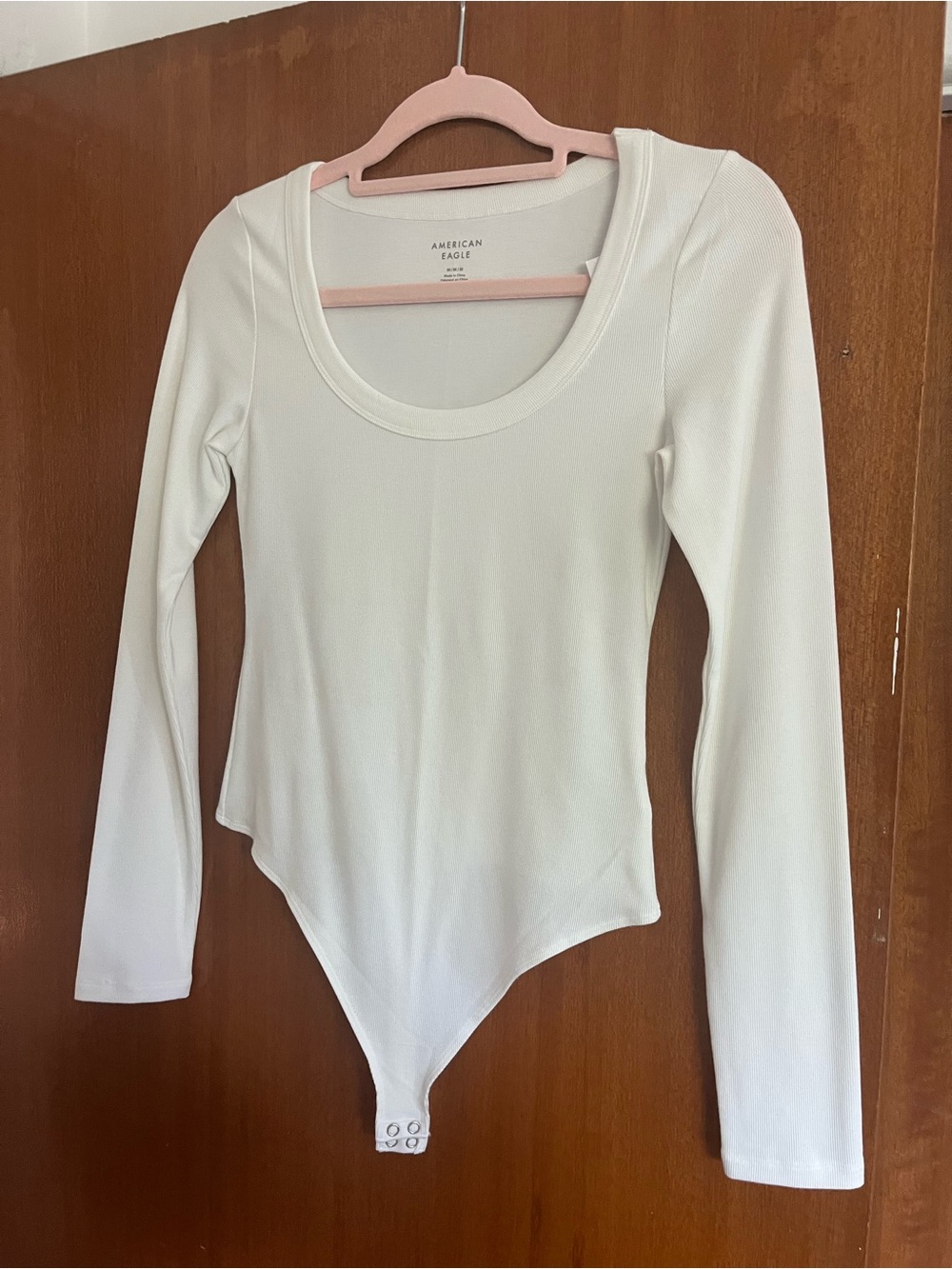 NWT American Eagle Outfitters Women's White Long-Sleeve Scoop Neck Bodysuit